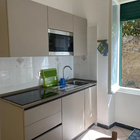 Bouganville House Apartment Levanto