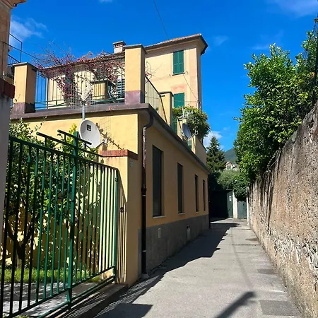 Apartment Bouganville House
