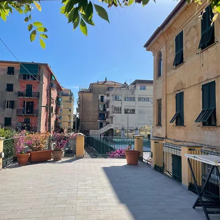 Apartment Bouganville House *